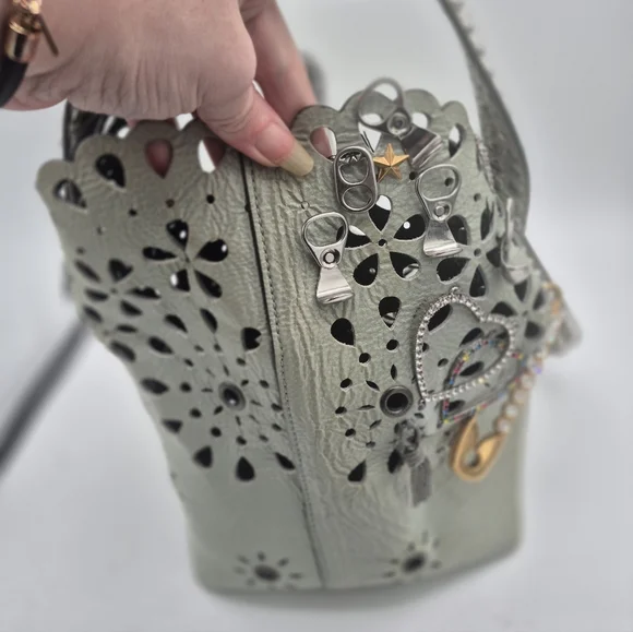 Marc Jacobs Wingman Embellished Tote - Picture 5 of 12